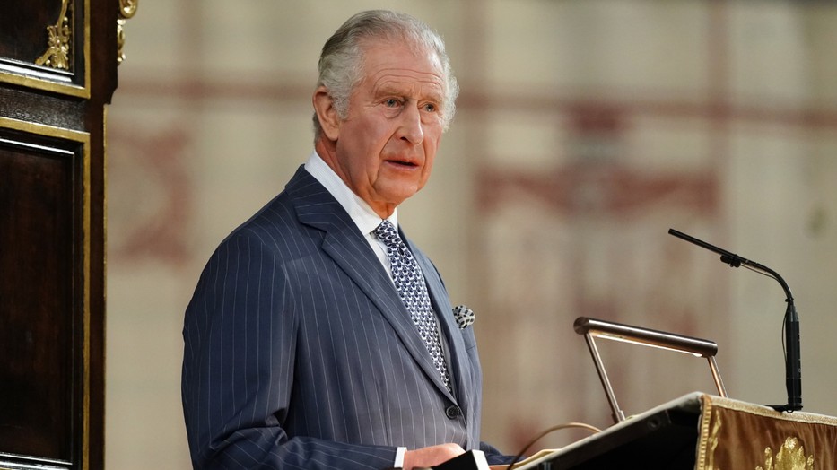 Károly király újabb mérföldkőhöz érkezett