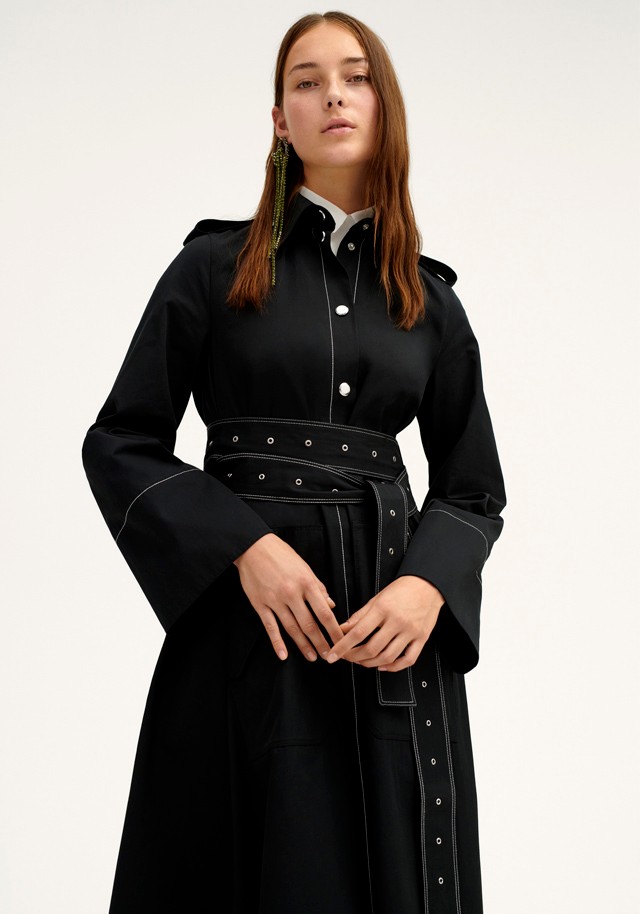 A Párizsi Divathét keretében mutatja be a H&M 2018-as tavaszi-nyári STUDIO kollekcióját