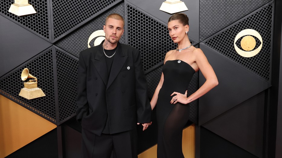 Hailey Bieber elpirulva fogadta férje megható zenei vallomását a nézőtéren