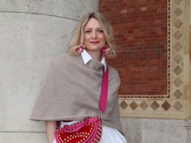 Ő a TikTok legüdébb színfoltja, akinek divattanácsait minden magyar megfogadhatná