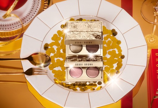 Jó gyönyörködést: itt vannak az év legszebb karácsonyi sminkszettjei