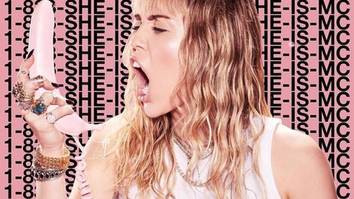 Miley Cyrus-t megfogdosta majd megpróbálta megcsókolni egy rajongója