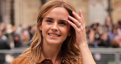 Emma Watson megtörte a csendet: elárulta, eljegyzési gyűrű van-e az ujján