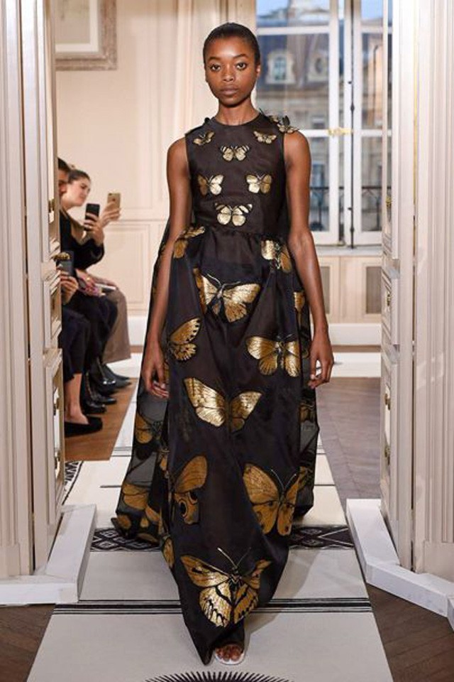 A párizsi haute couture divathét ismét tartogatott magyar szenzációt