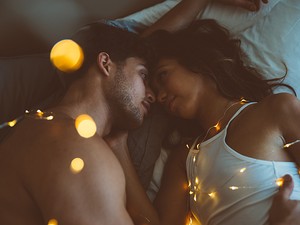 Elképzelés vs valóság: Mitől lesz TÉNYLEG jó a szex 20, 30 évesen vagy 35 felett?