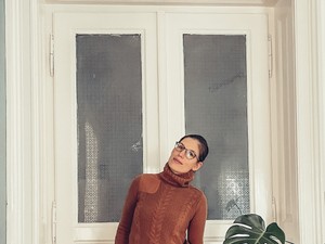 Felkészülten várja a hideget Kati! Ebben a meleg pulóverben nem lesz gond a hideggel