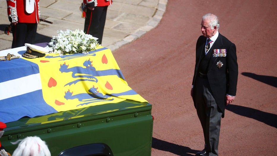 Károly, Vilmos és Harry herceg is elkísérték utolsó útjára Fülöp herceget temetésén