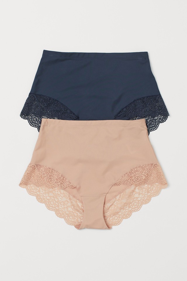 Szexi fehérneműk formás nőknek a leginspirálóbb plus-size modellektől