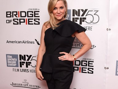 A Grace klinika sztárja újraértelmezi a kis fekete fogalmát