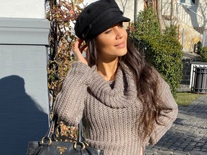 Cserháti Tamara ma kedvenc tűsarkú csizmáját mutatta meg