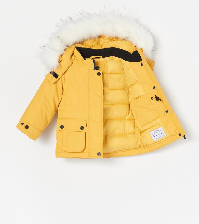 Dzseki RESERVED 9995 Ft - GLAMOUR-napokon 7996 Ft