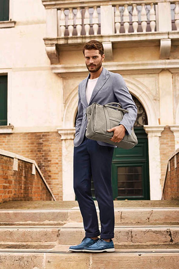 Mr. Grey Velencében kérkedik