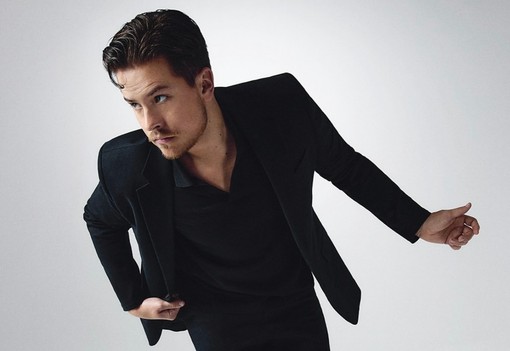 Palvin Barbara és Dylan Sprouse friss fotóival egy új korszak veszi kezdetét: ilyen képek még sosem készültek párról!