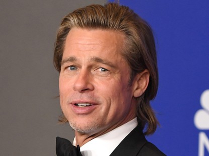 Oh, nem tud akkora köd lenni, hogy ne lássuk: Brad Pitt puccba vágta magát