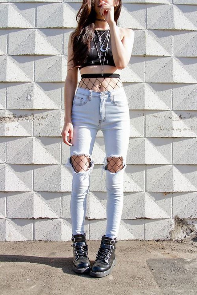 Az új őrület: farmer és neccharisnya