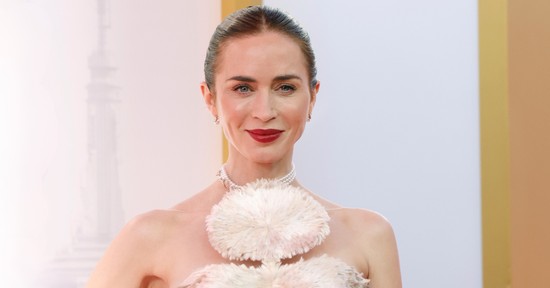 Emily Blunt és férje a kamerák előtt turbékoltak, le sem tagadhatnák, mennnyire imádják egymást