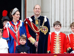 Vírusként terjed a királyi család videója, és nem is véletlenül