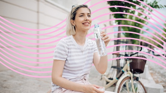 Napi 11 pohár vizet ittam egy hónapon keresztül, ez történt a testemmel