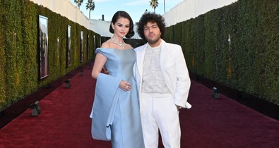 Megérkezett az összes fotó Selena Gomez és Benny Blanco esküvőjéről, a lélegzetünk is eláll