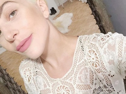 Meglátod Lady Gaga nyári ruháját és azonnal meg akarod venni! 