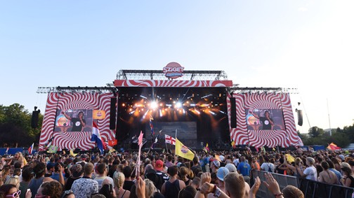 Ezekért az előadókért megy a GLAMOUR a Szigetre