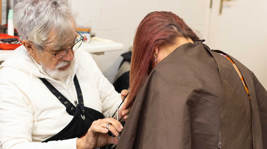 A Rossmann és a Baptista Szeretetszolgálat rendszeresen segít, hogy a rászoruló nők elindulhassanak egy jobb élet felé