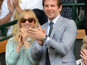 Suki Waterhouse és Bradley Cooper a Wimbledon szerelmesei