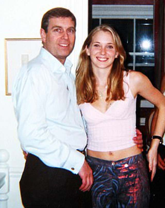 Undorító: Pedofíliával vádolják az angol királyi család tagját