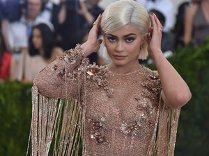 Botrány van: Kylie Jenne mégsem milliárdos? Hazudott a vagyonáról?
