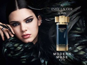 GLAM-RIADÓ! 20+5% kedvezmény világmárkákra a Douglasban