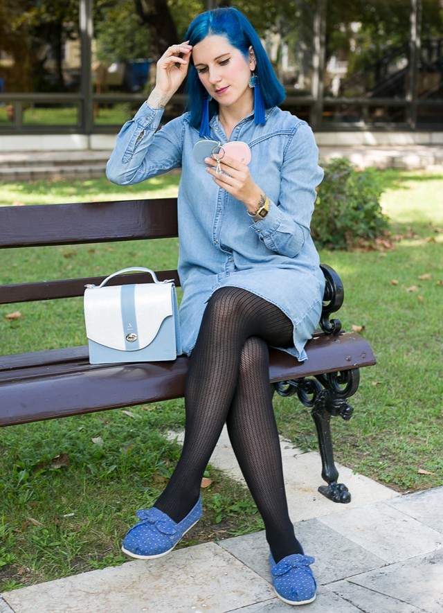 Abonyi Alma ma kedvenc színében tündököl