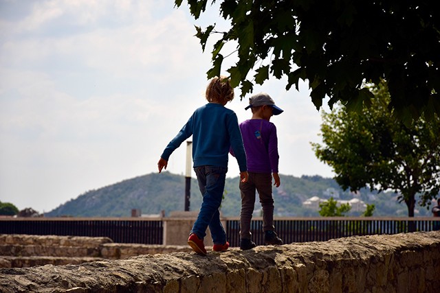 Lepd meg a család legkisebb tagjait egy edukatív élménytáborral!