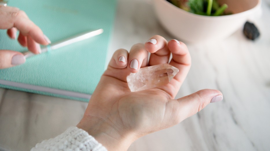 Ezek a Szűz jegyűek kristályai