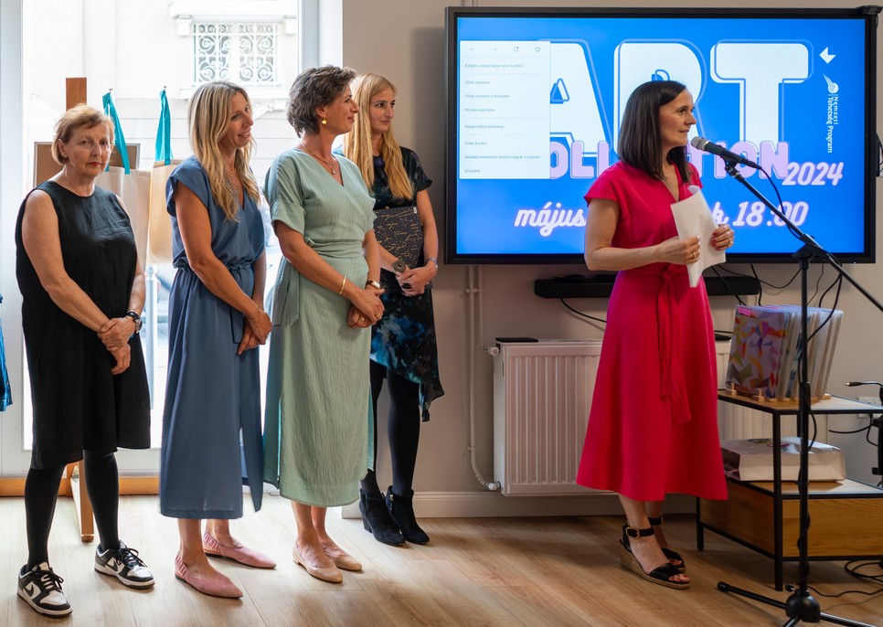 Az ARTcollection2024 zsűrijének tagjai: Pintér Judit, Cakó Kinga, Csiszár Beatrix, KránitzOrsolya és Bada Éva