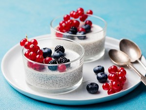 Napi recept: a tökéletes chiapuding bogyós gyümölcsökkel
