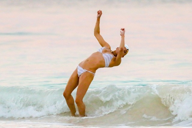 Az év első és leghatalmasabb bimbóvillantása Michelle Rodriguezé!