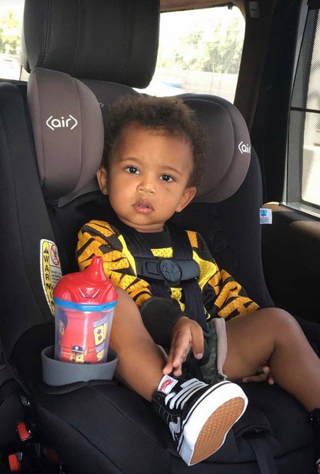 Most ezért a fotóért támadtak a kommentelők Kim Kardashianra