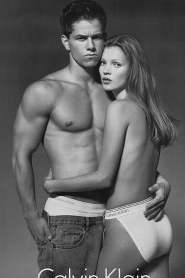 Régen nagyon trendi volt, ma már ciki lenne Kate Moss legendás bugyija.