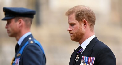 Harry herceg nagyon megalázó helyzet előtt áll Károly király koronázásán