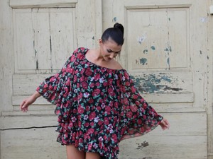 Virágos kedd és turis ruhák