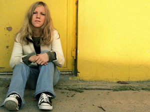 Hajléktalan nőként az életed múlhat egy állásinterjún - Somoskői Rita stylist, jótékony felhívásával segíti az utcán élőket