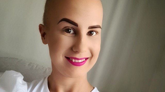 "A rák megtanított, hogy a nőiesség belülről jön" - tabumentes interjú a mellrákról Bajkó Barbival