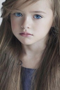Kristina Pimenova: 6 évesen topmodell