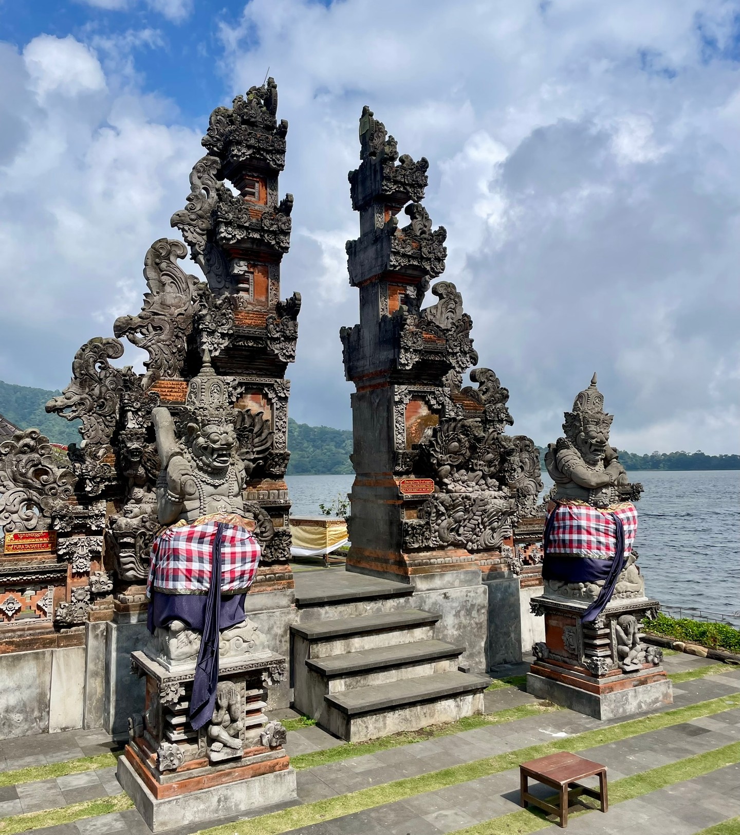 A híres Ulan Danu temploma