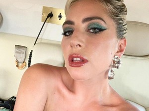 Minek nadrág? Lady Gaga nem érezte szükségét, anélkül ment az utcára
