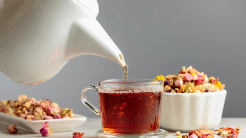 Gyakran felpuffadsz? Ez a gyulladáscsökkentő ital csodát művel a testeddel a szakértő szerint