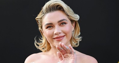 Meztelenruha, ahogyan még sosem láttuk korábban: Florence Pugh pucér kreációja maga a csoda