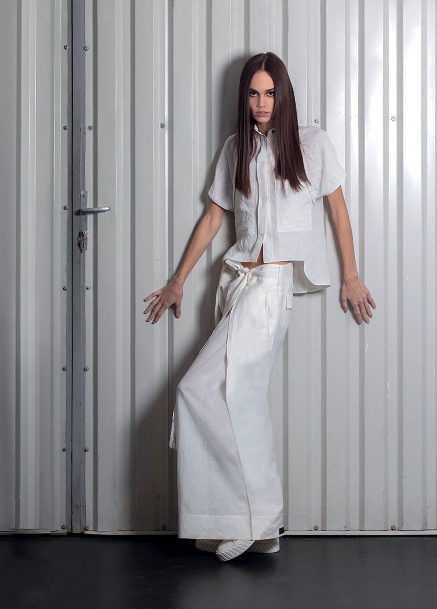 Kifinomult, egyedi stílusa határozza meg az ANDA márkát, és persze az, hogy nem hajlandó az elvárásoknak megfelelni