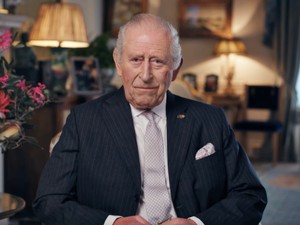 Megszólalt egy bennfentes, ezt jelenti valójában Károly király közleménye