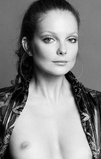 Mihalik Enikő, Inez, Vinoodh, Van Den Akker